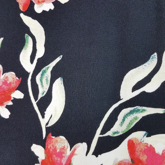 Vici floral button down tie front top - Picture 7 of 8